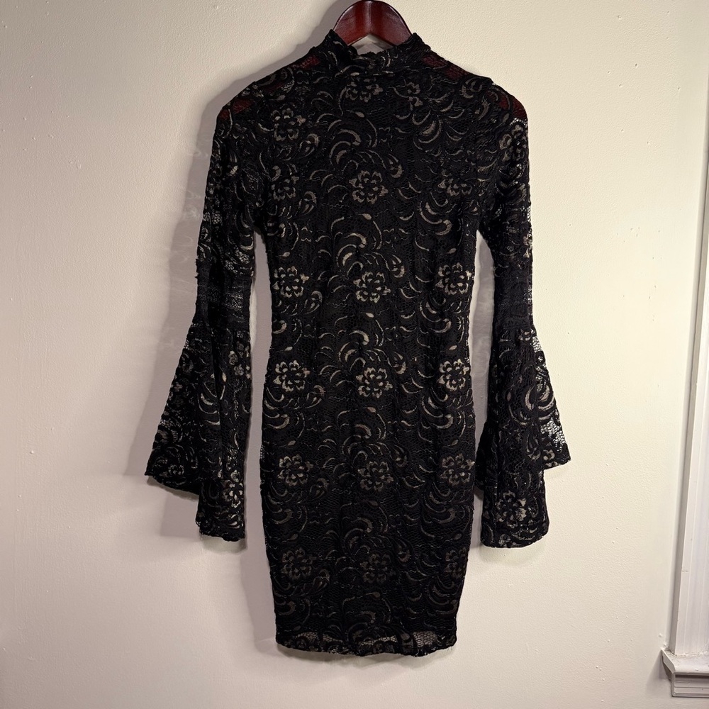 Privy Black Floral Lace Long Sleeve Dress